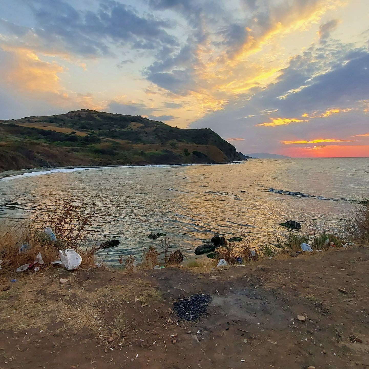 Antyczny port Kapanca w Turcji – biwak pod drzewami oliwnymi